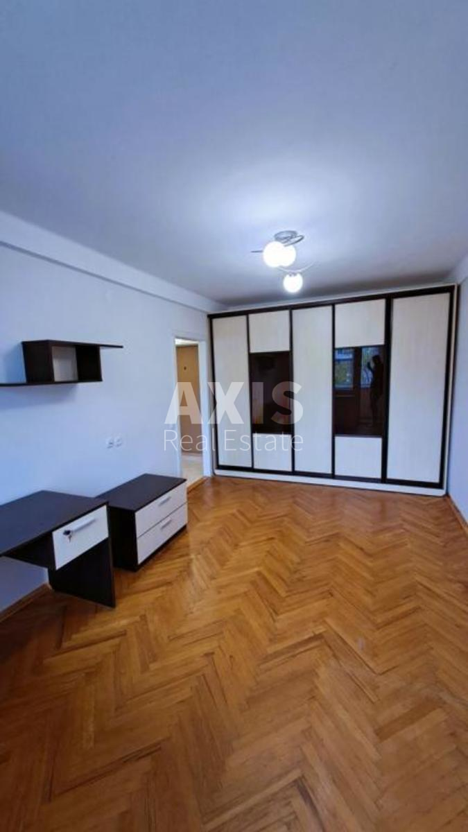1k apartment vul. Miljutenka 11б2