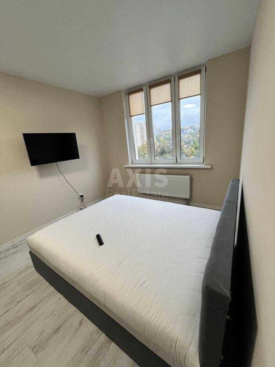1k apartment prov. Jasynuvats'kyj 10606691
