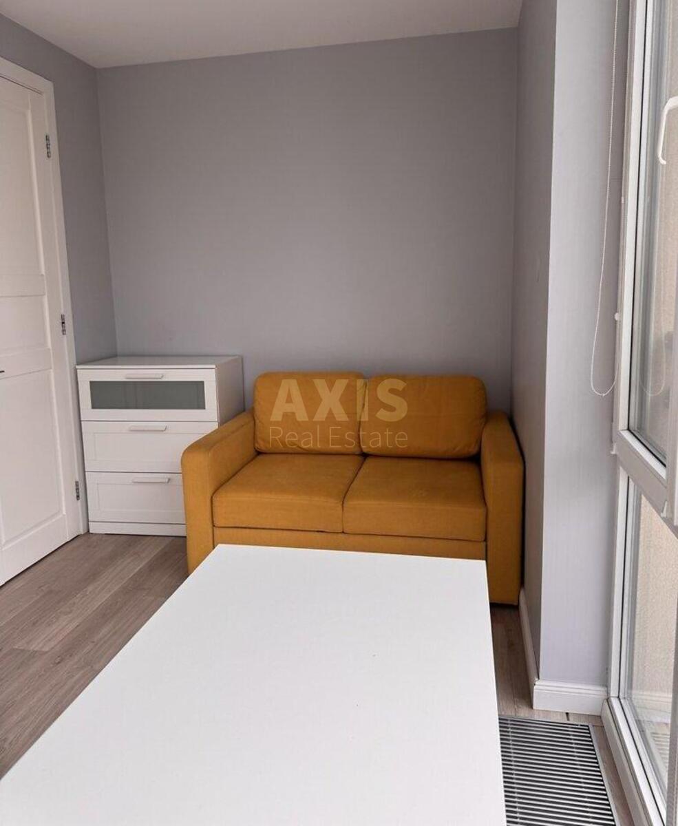 4k apartment vul. Petryc'kogo Anatolija 17А4