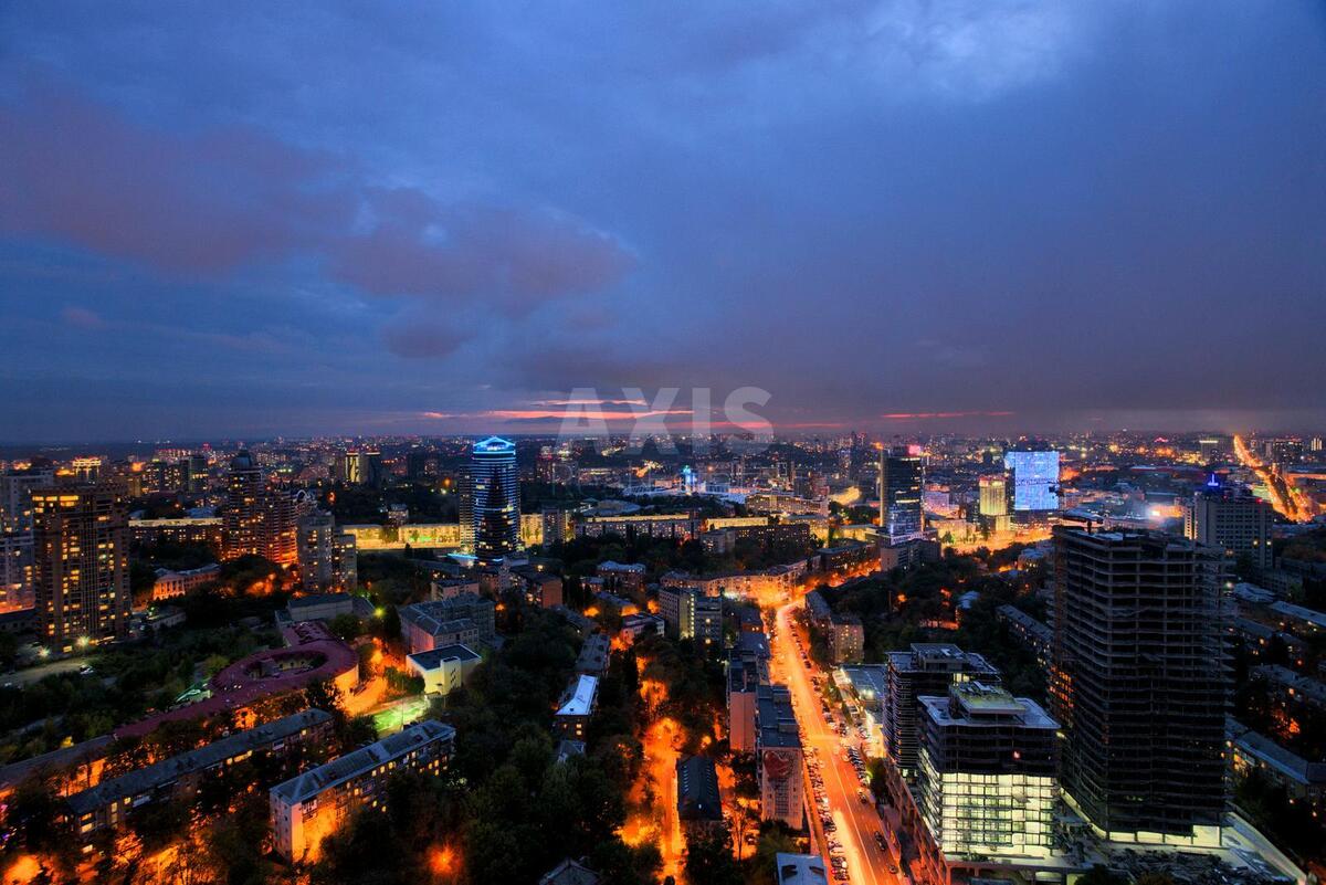 Office uzv. Klovs'kyj 7, 248m26077614