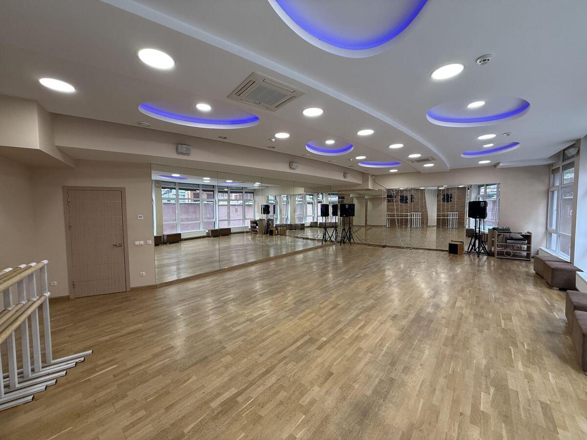 Объект торговли ул. Евгения Коновальца 36Д, 258м26084913