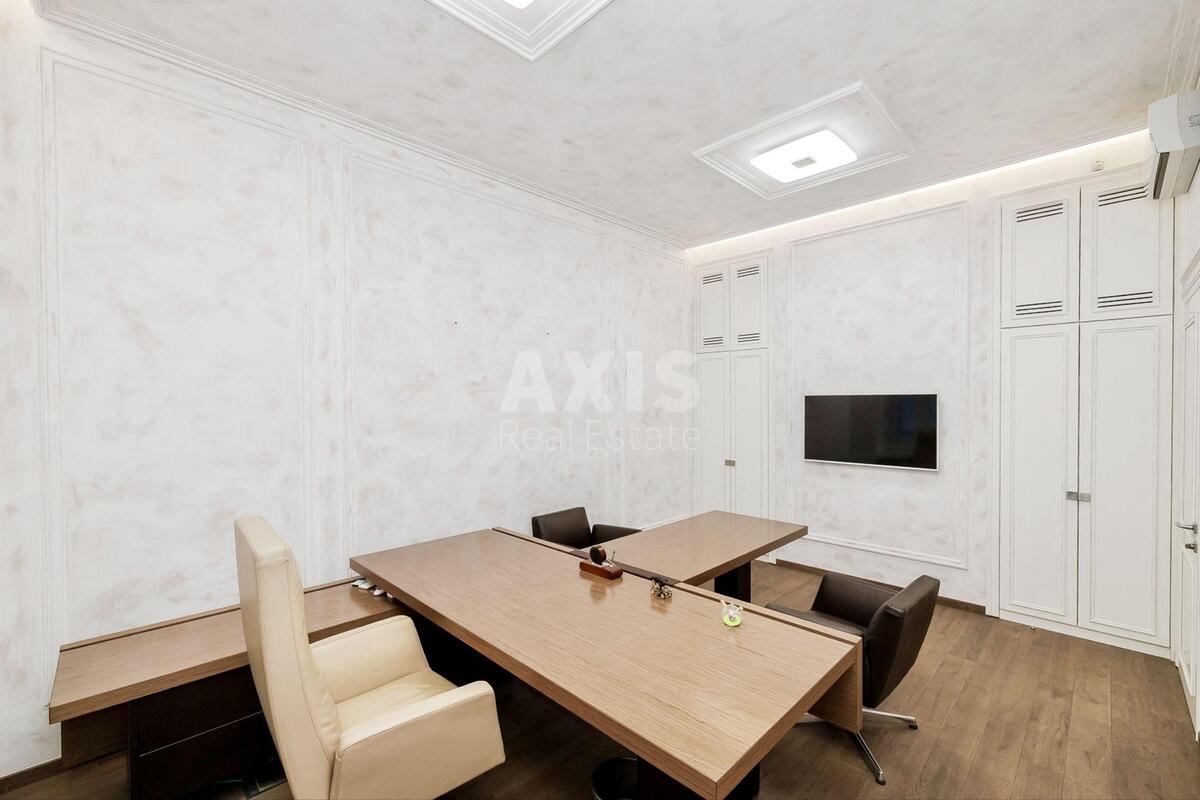 Офис ул. Евгения Чикаленко 33, 110м2609522