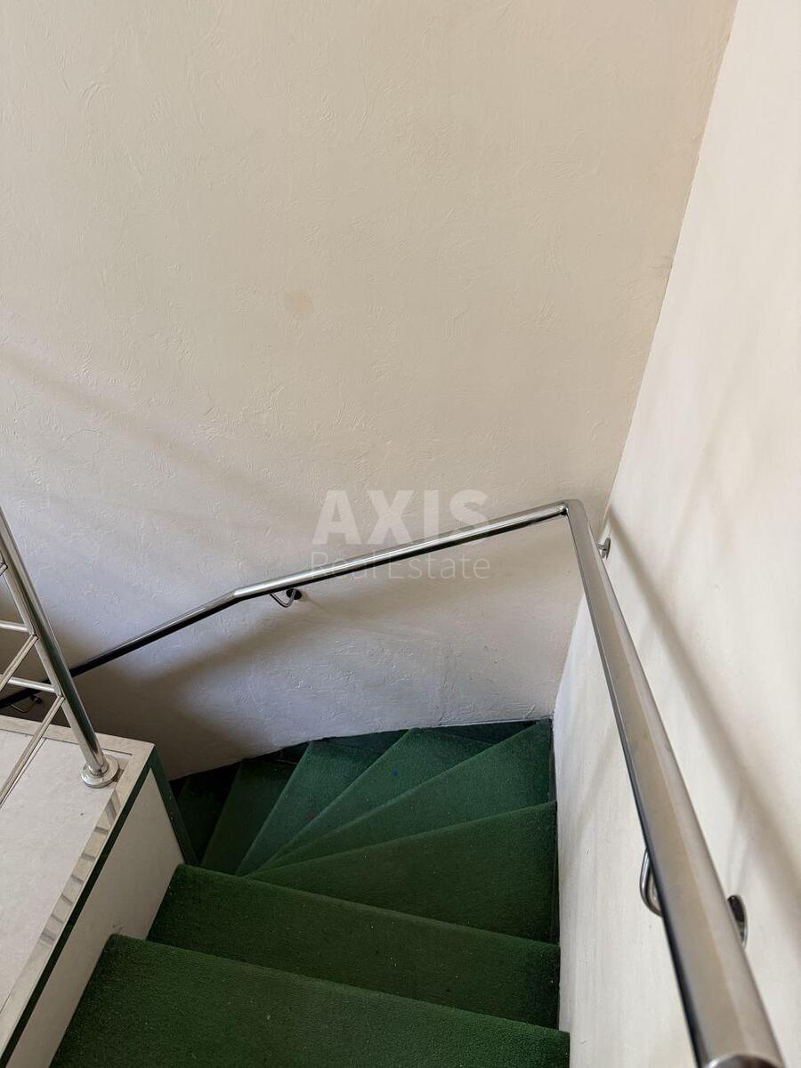 Office vul. Okipnoi' Rai'sy 8, 160m25679112