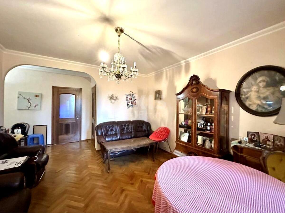 2к квартира спуск Печерский 8614843