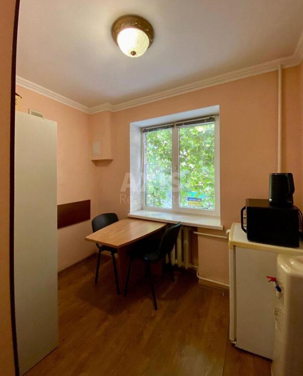 Office vul. Gusovs'kogo 4, 43m25