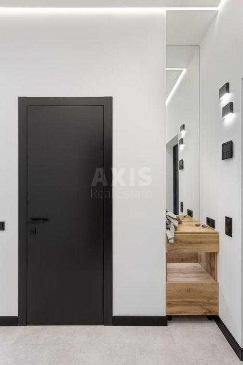 2k apartment vul. Myhajla Maksymovycha 3212