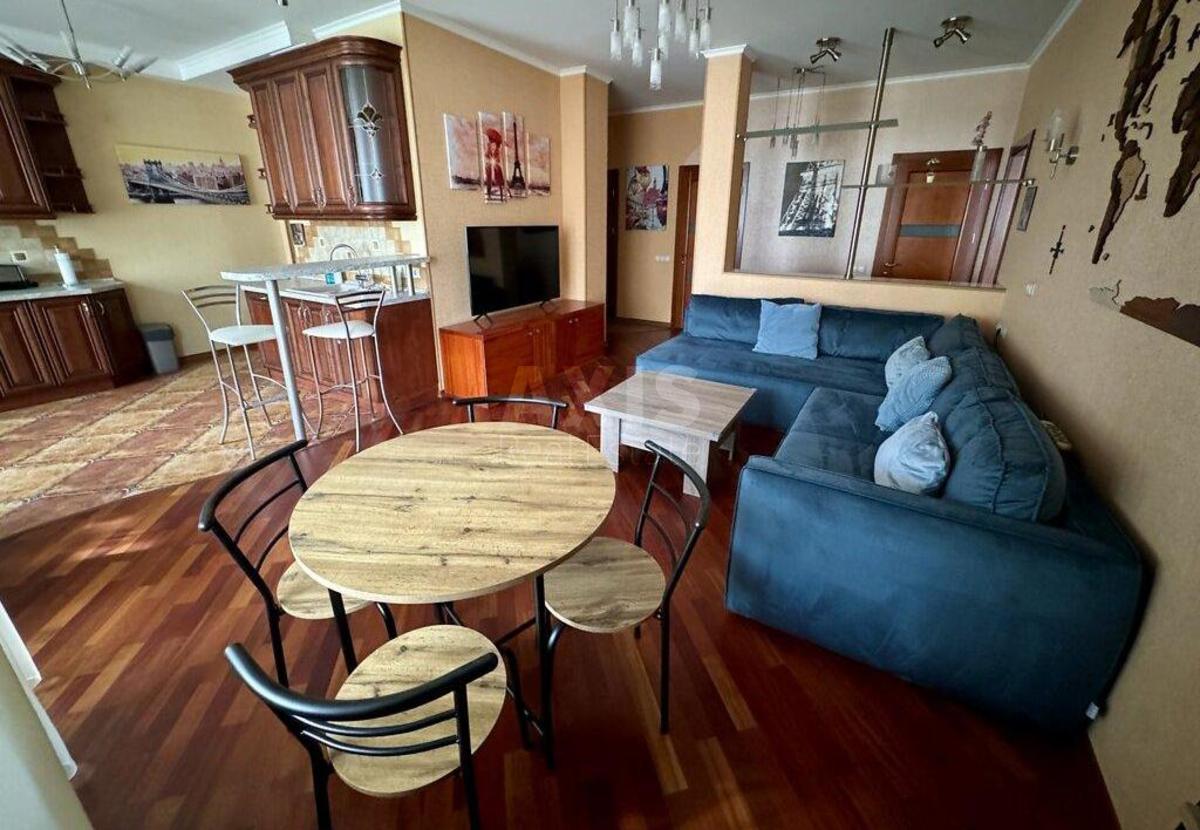 2k apartment vul. Shhekavyc'ka 30/392