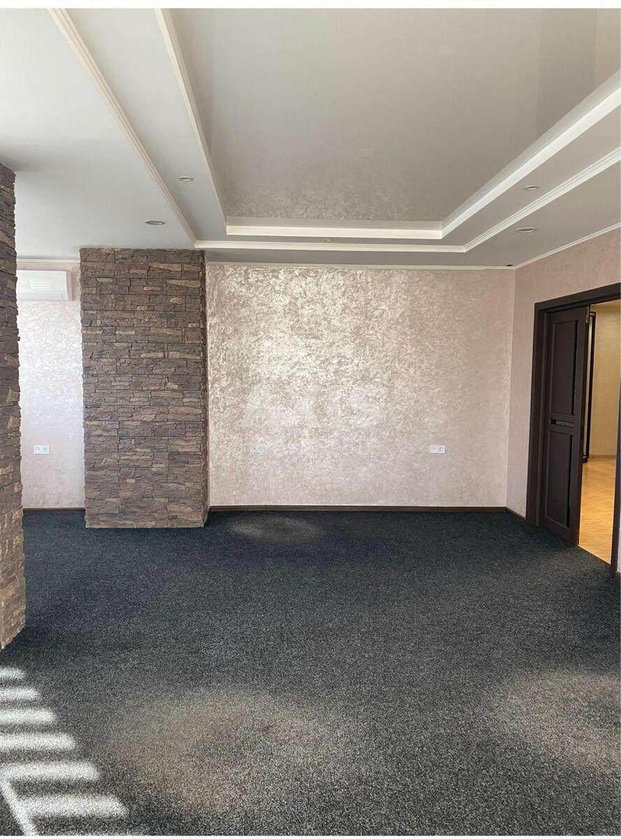 Office vul. Get'mana Vadyma 1В, 90m2607562
