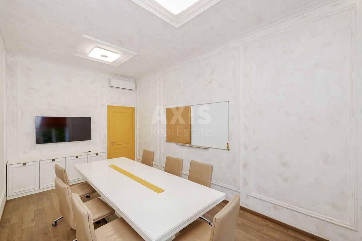 Офис ул. Евгения Чикаленко 33, 110м2609523