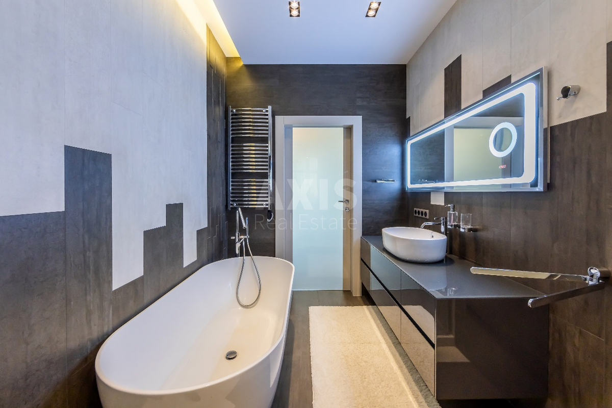 3k apartment vul. Glybochyc'ka 32Б6106017