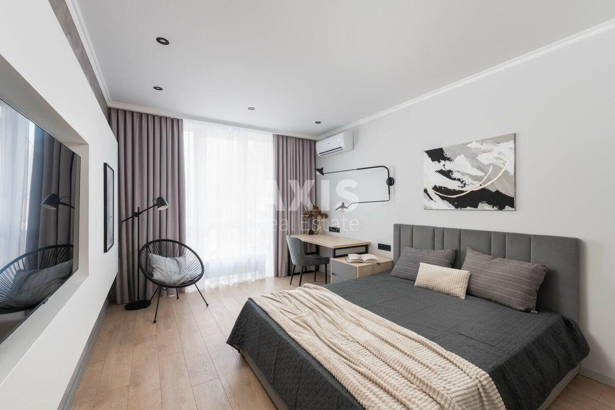 1k apartment vul. Glybochyc'ka 13571421