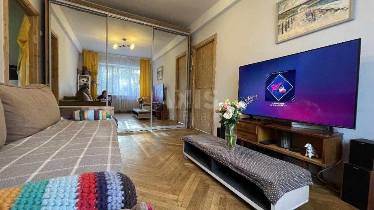 2k apartment nab. Rusanivs'ka 122