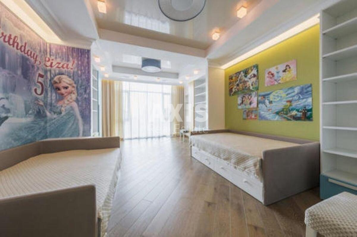 4k apartment vul. Mazepy Ivana 11б3