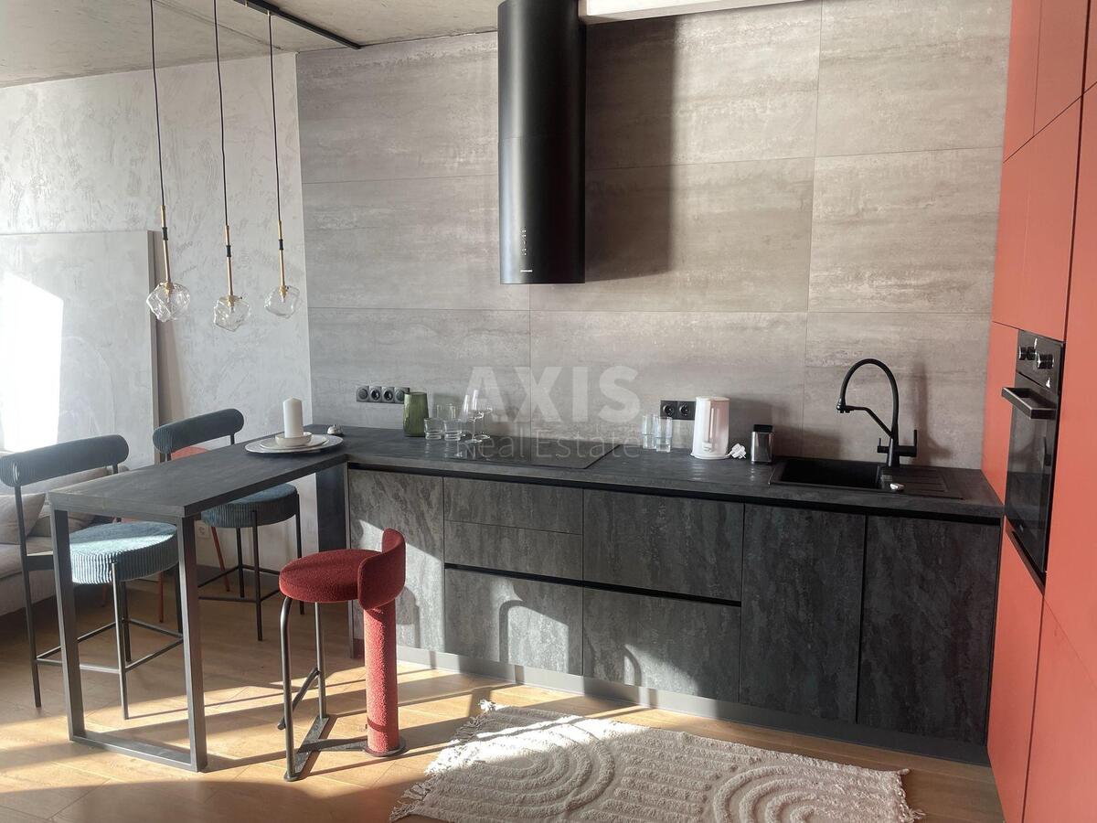 1k apartment nab. Dniprovs'ka 15624923