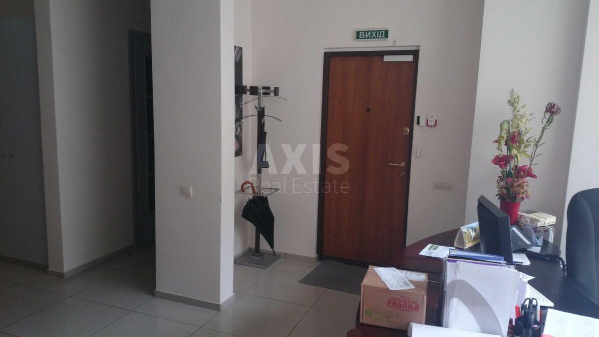 Office vul. Sichovyh Stril'civ 52А, 189m23
