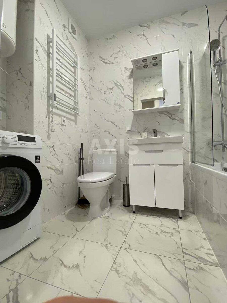2k apartment vul. Rodyny Kristeriv 20572285