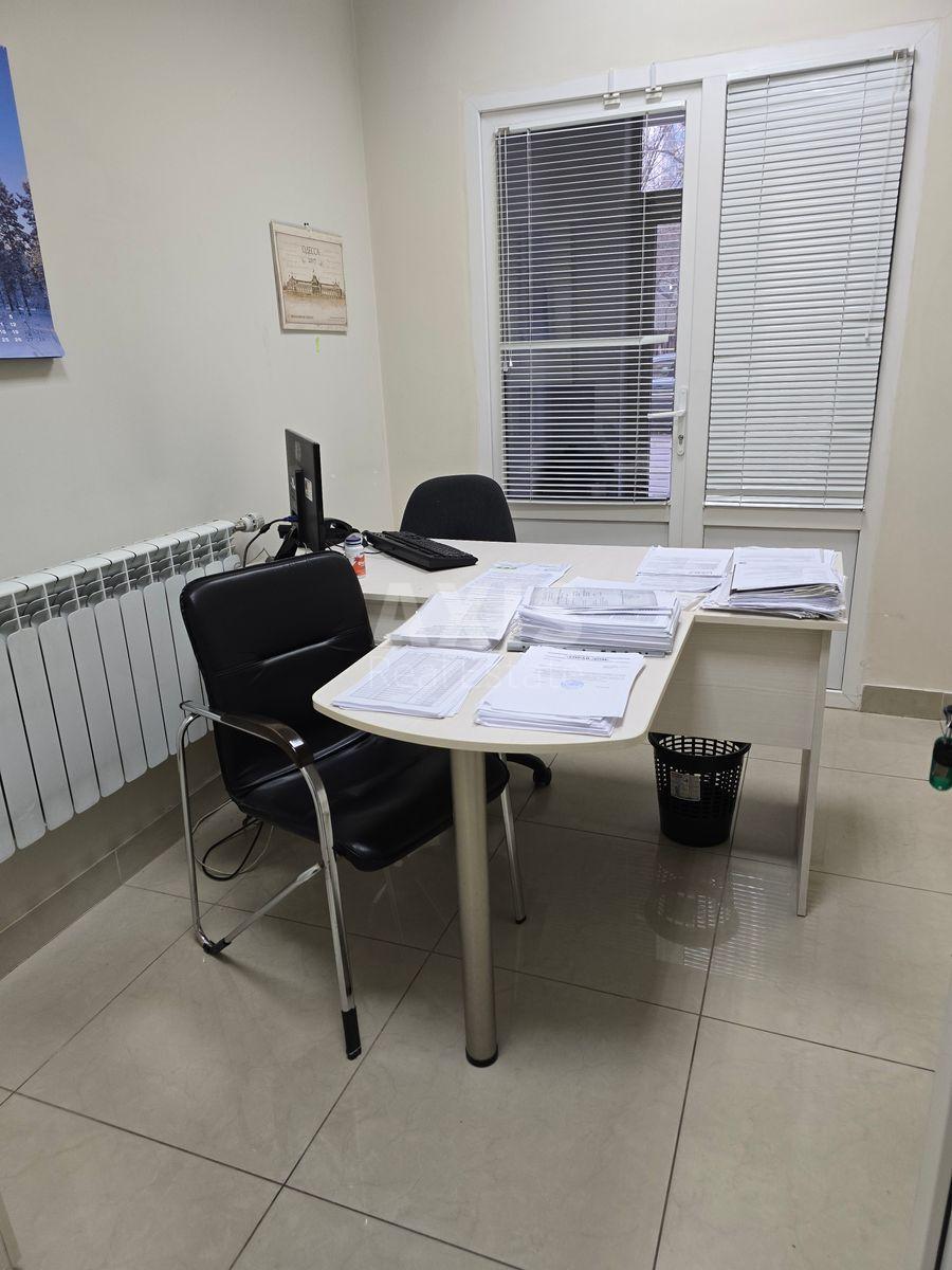 Office vul. Patriarha Mstyslava Skrypnyka 40, 129m28