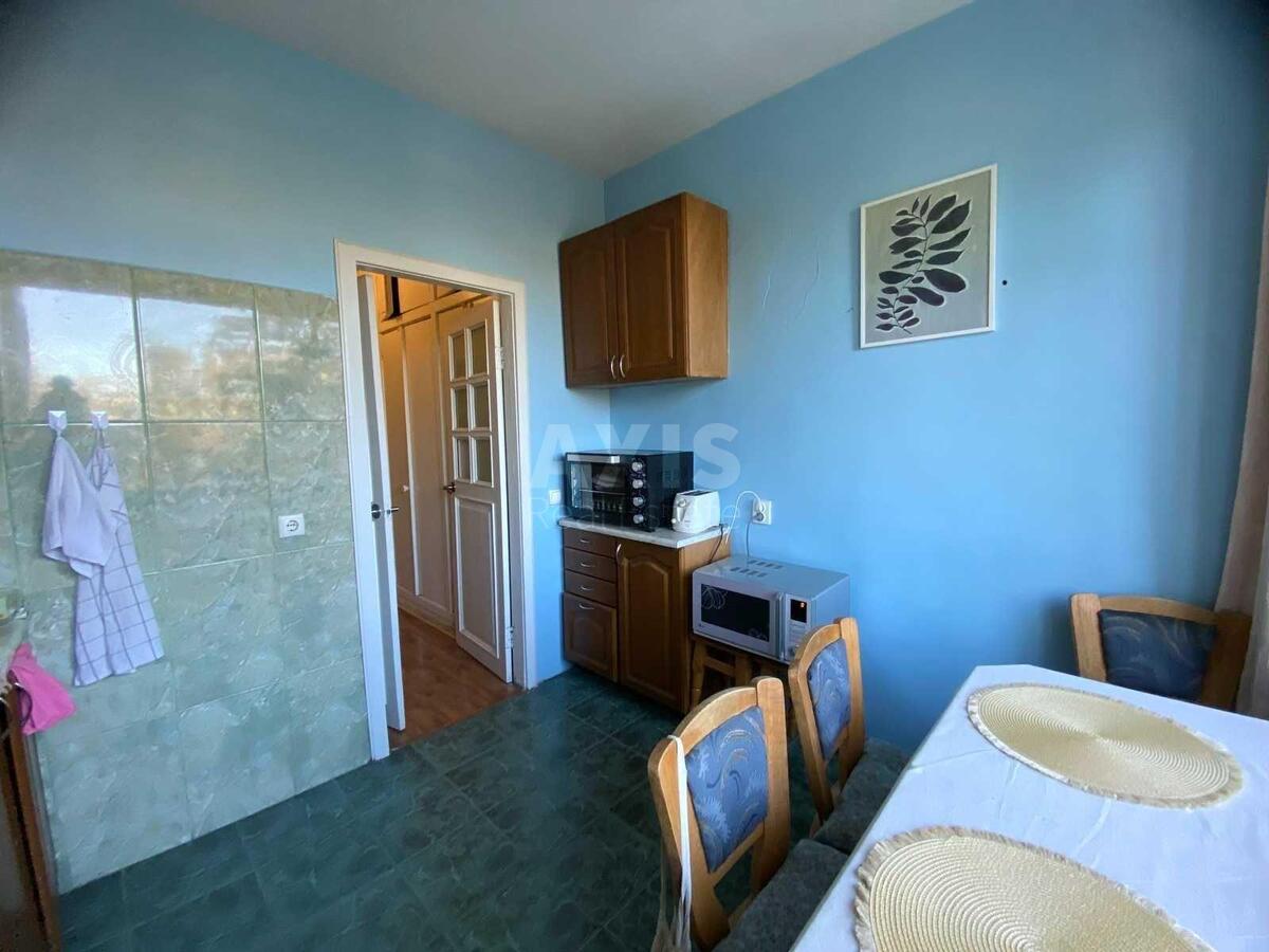 4k apartment vul. Myloslavs'ka 21621061