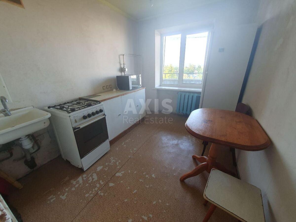 3k apartment vul. Kyrylivs'ka 99/1, корп. 1