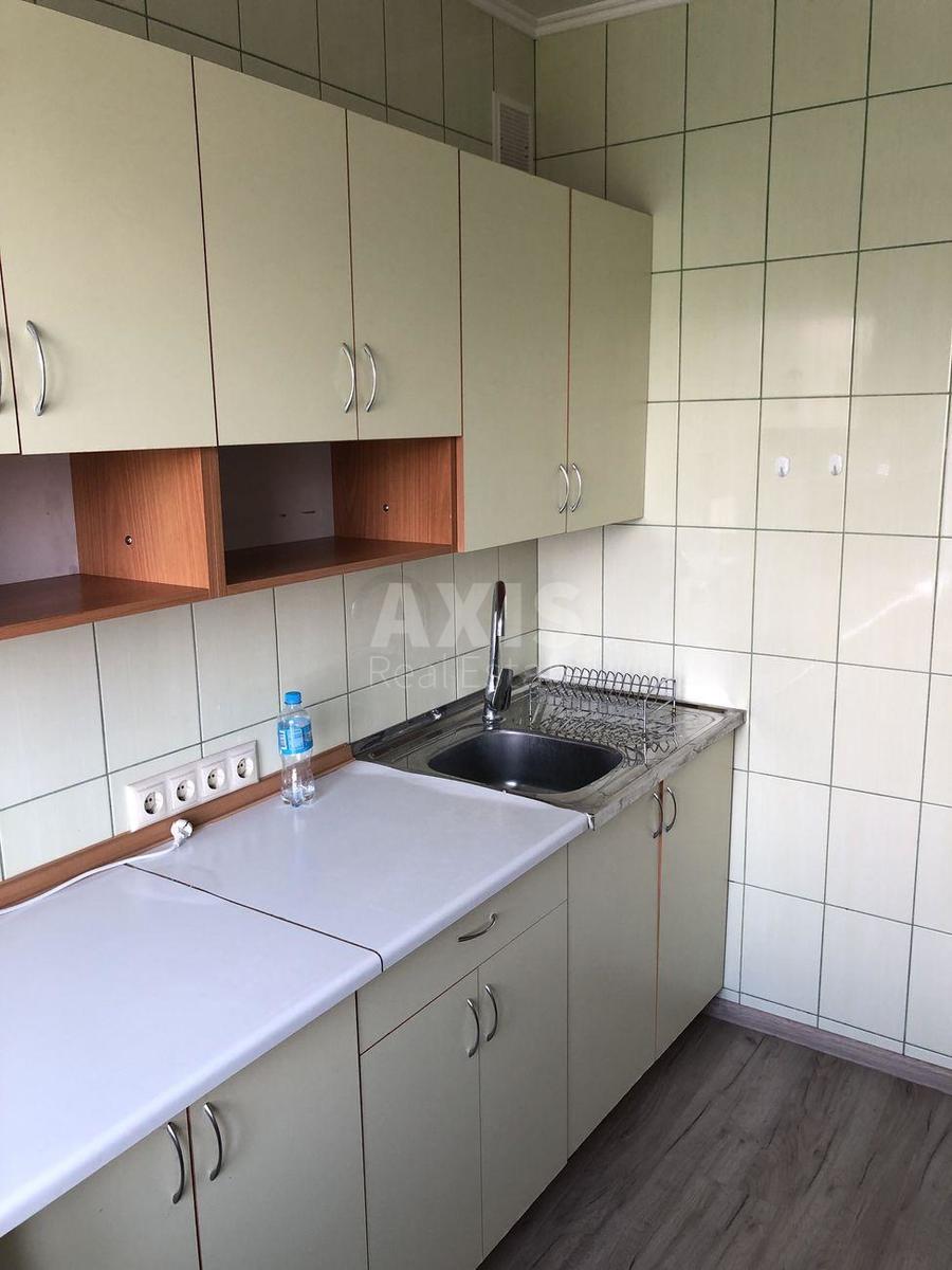1k apartment vul. Naberezhno-Korchuvats'ka 905