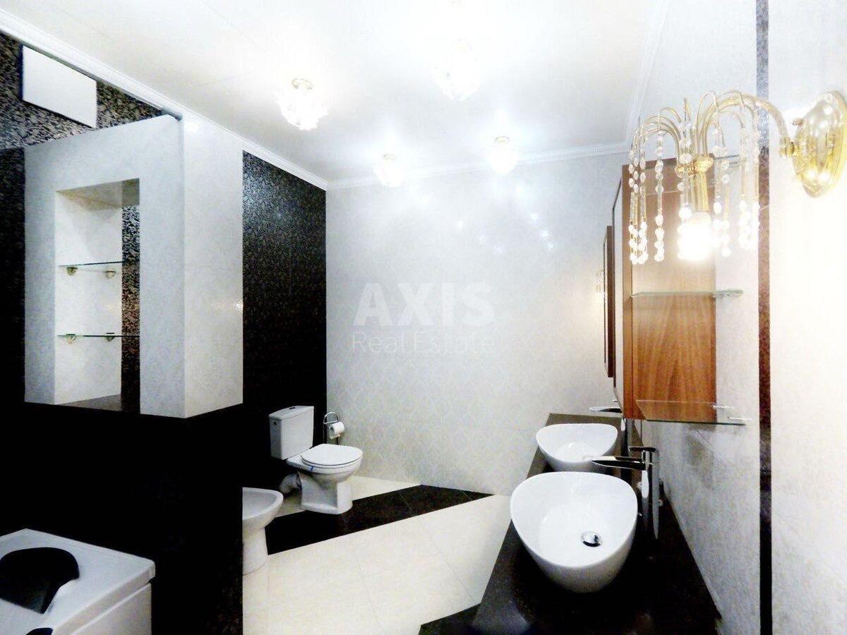 3к квартира ул. Крещатик 27Б9
