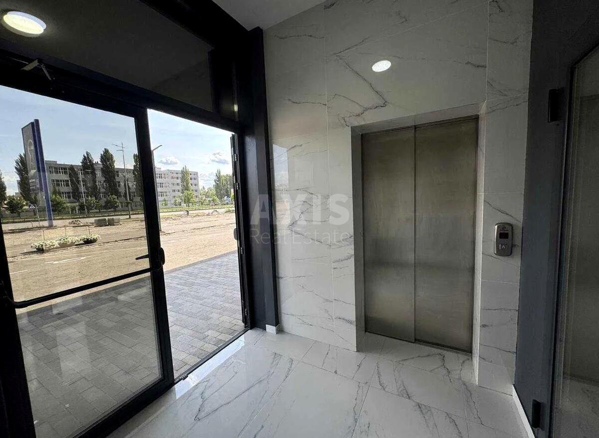Office pr-t Bazhana Mykoly 17, 1500m2594656
