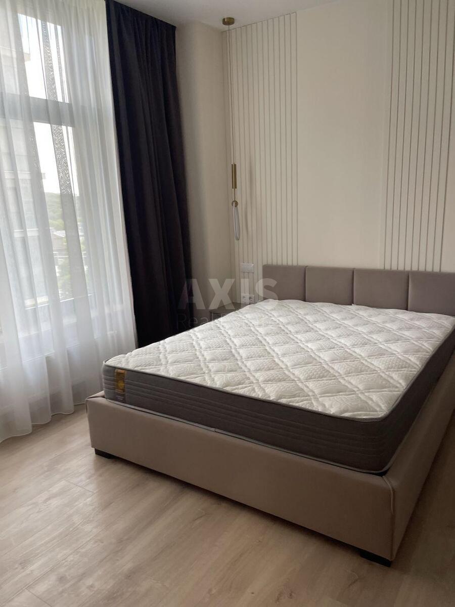 3к квартира ул. Драгомирова Михаила 183