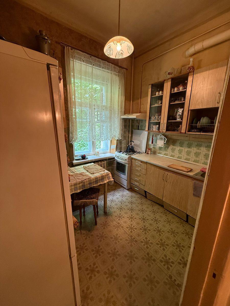2к квартира ул. Саксаганского 121