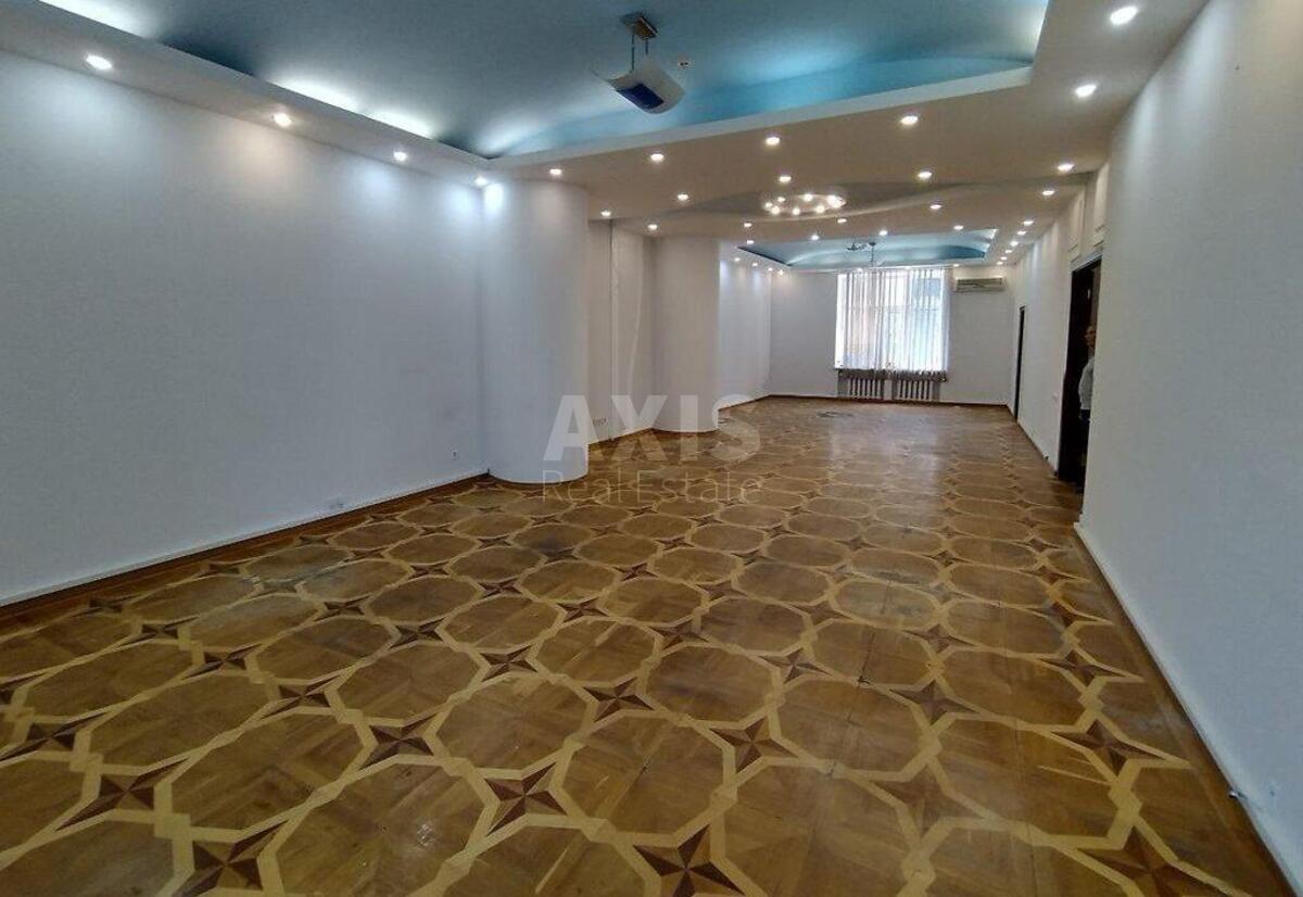Office vul. Sichovyh Stril'civ 77, 269m254941