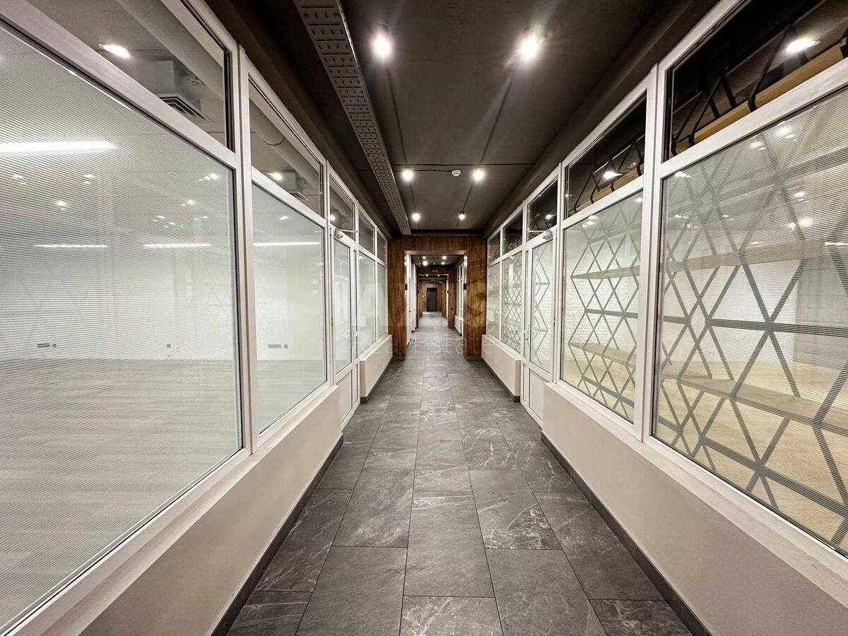 Office vul. Irynyns'ka 5, 600m24
