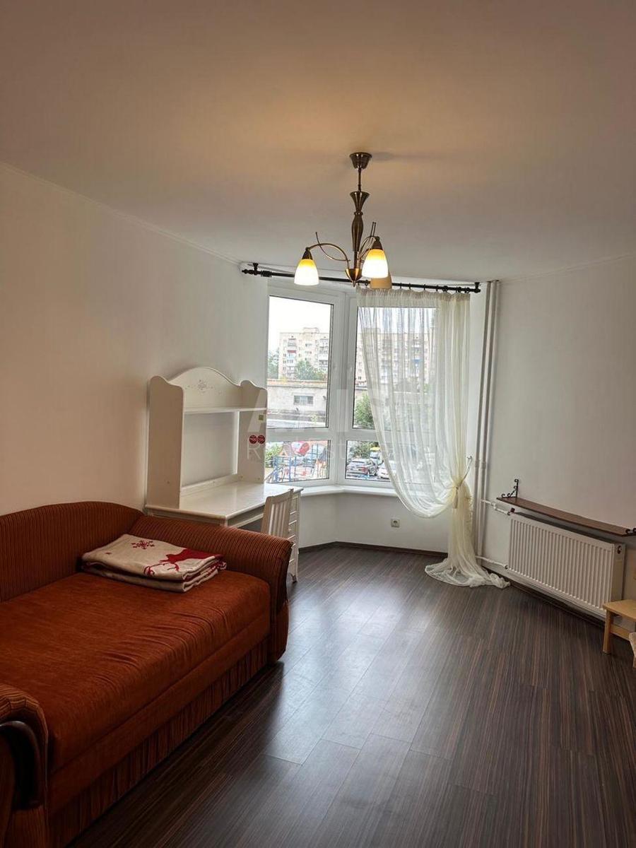 3k apartment vul. Smiljans'ka 155