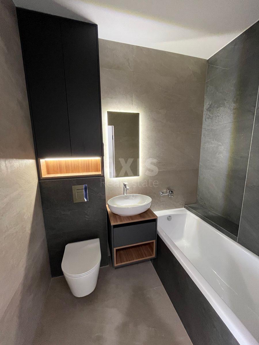 1k apartment vul. Revuc'kogo 40Б4