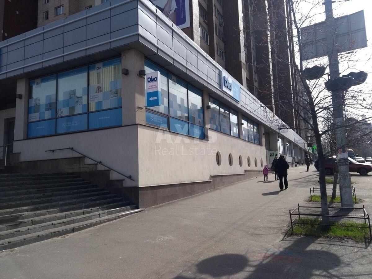Объект торговли пр-т Голосеевский 15, 135м20