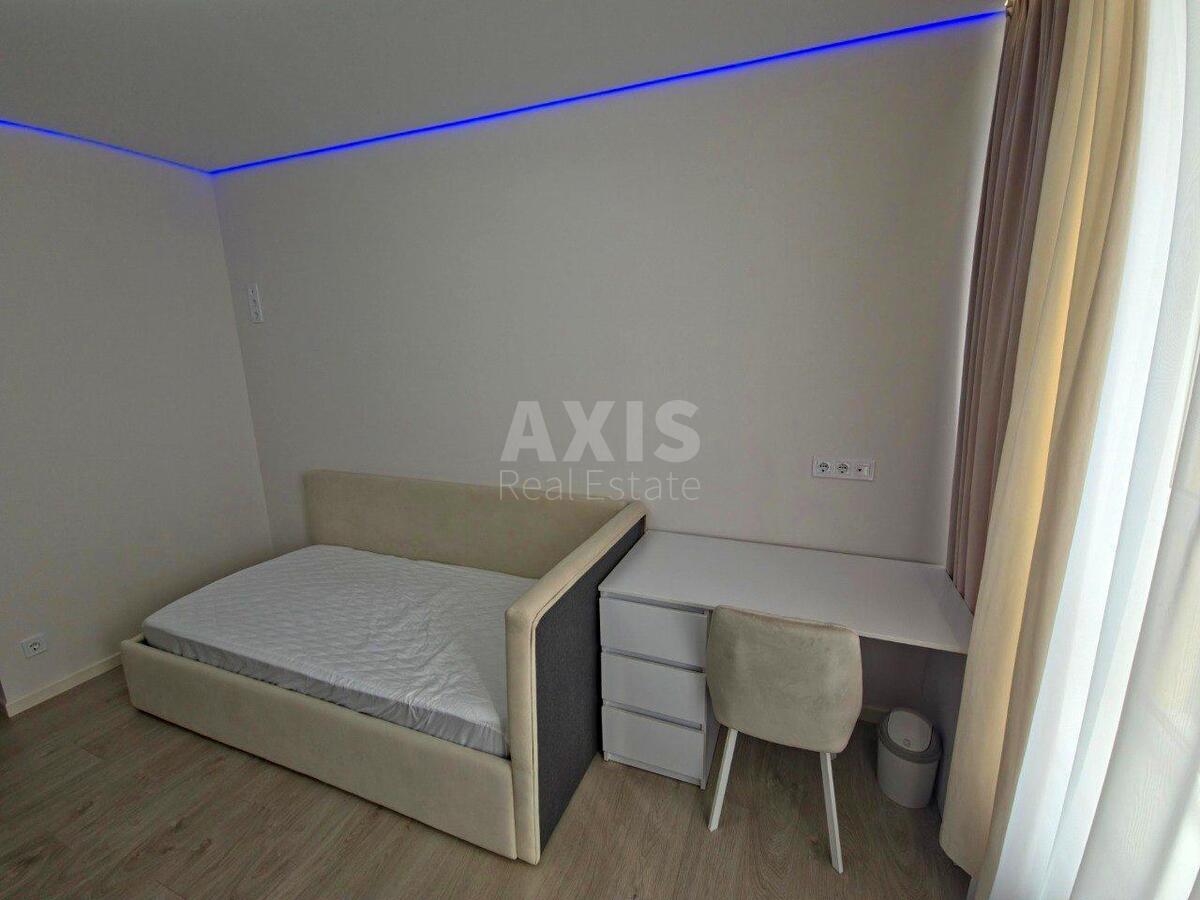 4к квартира ул. Олеся Бердника 1Г597993