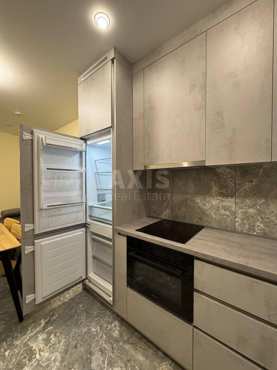 1k apartment vul. Lypkivs'kogo Vasylja Mytropolyta 37Б