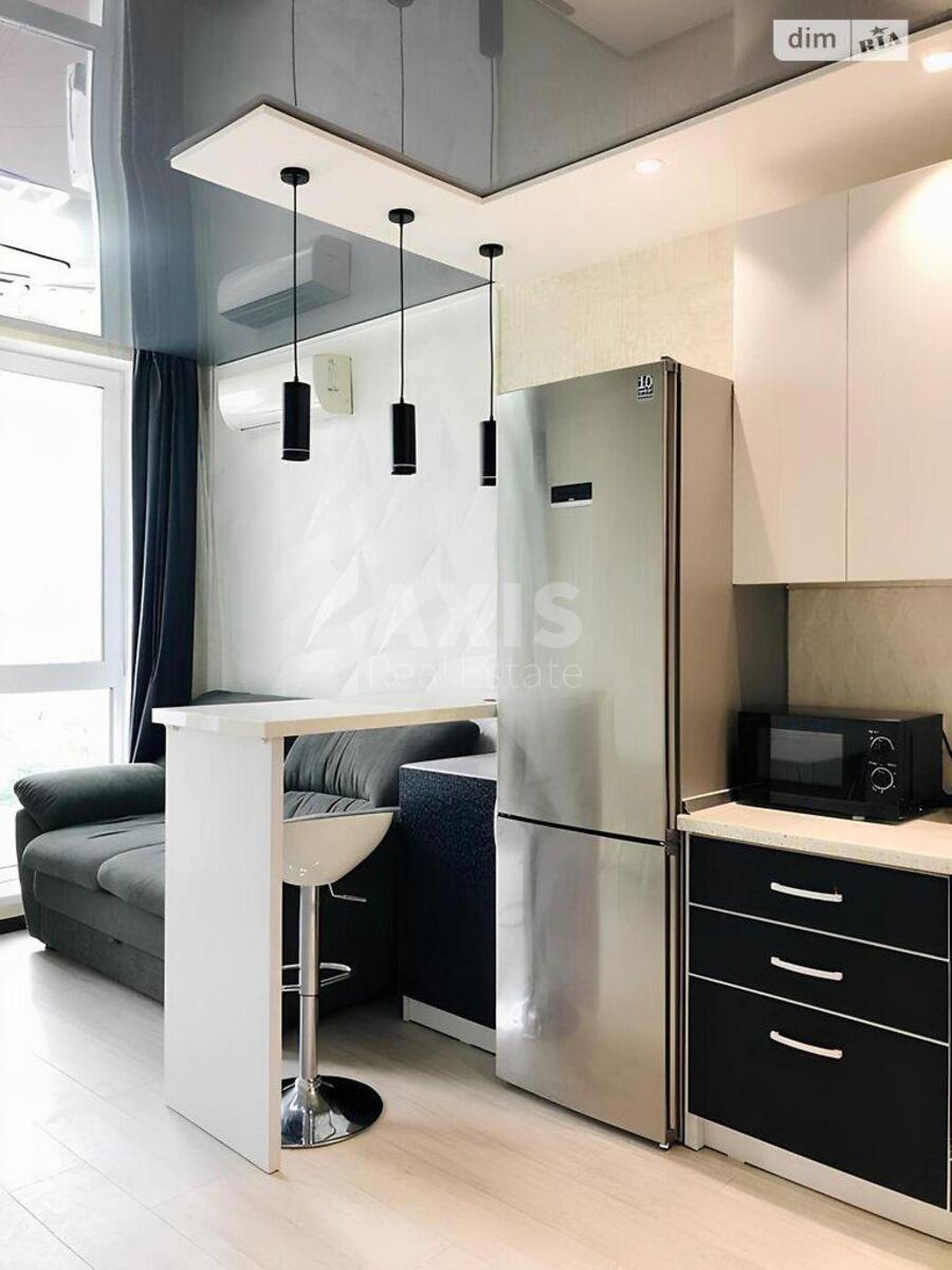 1k apartment vul. Central'na 192
