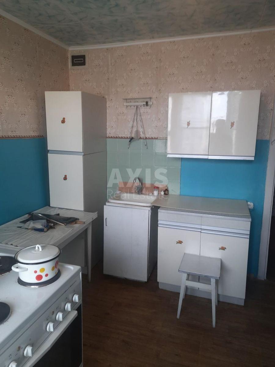 1k apartment vul. Pryozerna 4А