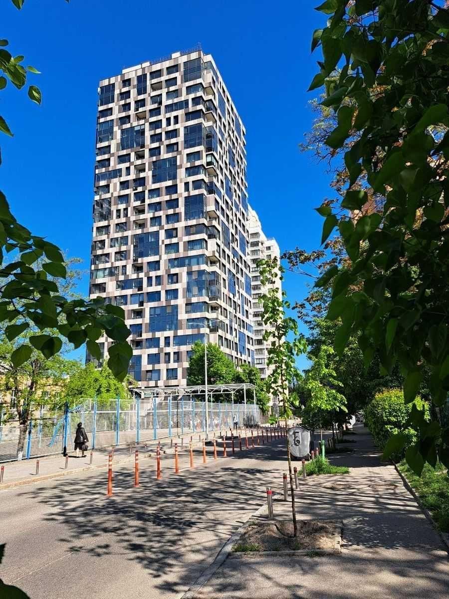 4k apartment vul. Zvirynec'ka 72