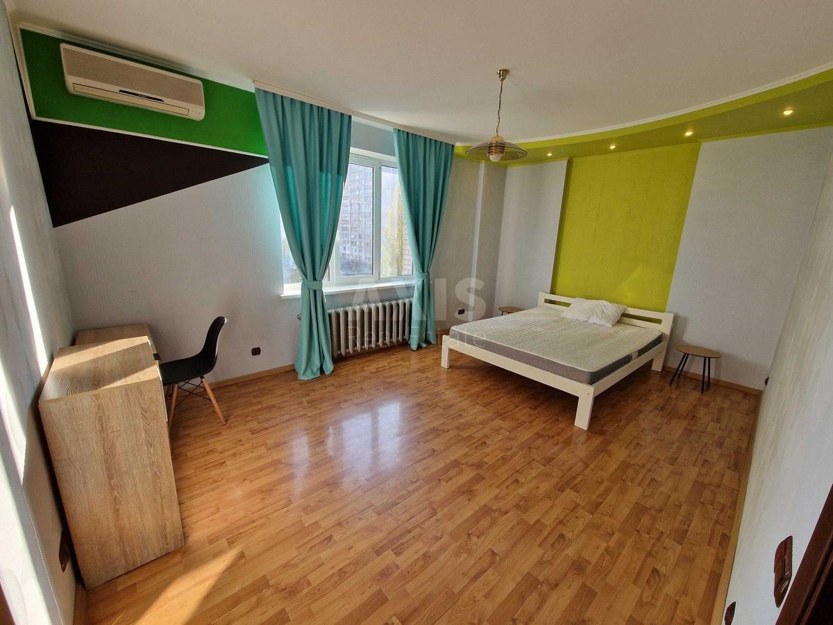 3к квартира ул. Кошица Александра 9Б5