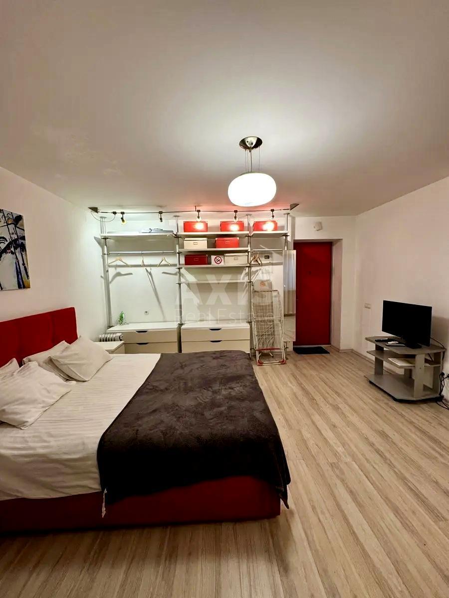 1k apartment vul. Volodymyrs'ka 76615451