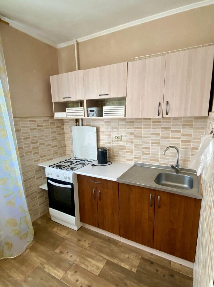 1k apartment vul. Chornobyl's'ka 18571440