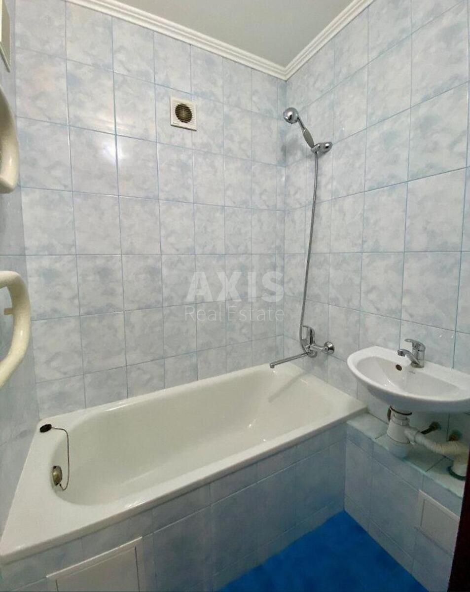 Office vul. Gusovs'kogo 4, 43m26
