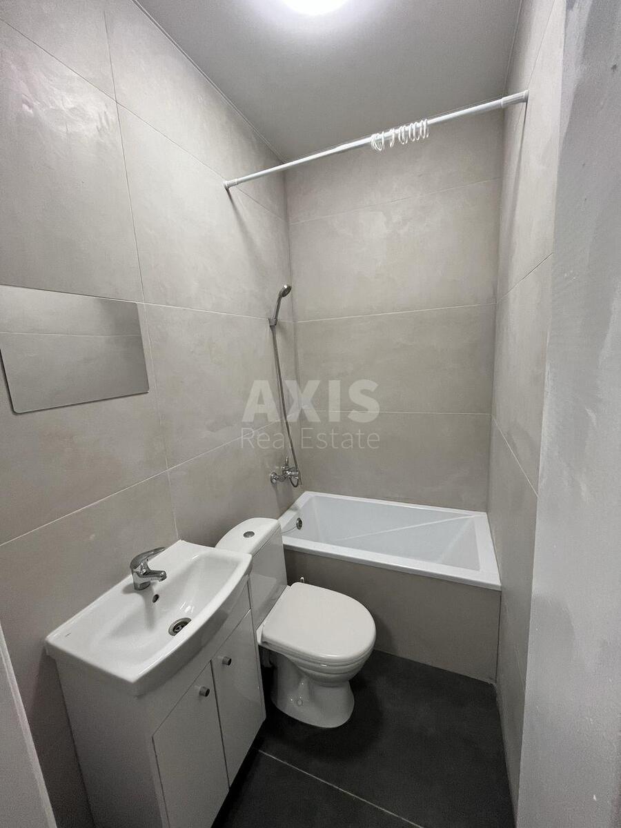 1k apartment prov. Jasynuvats'kyj 10606693