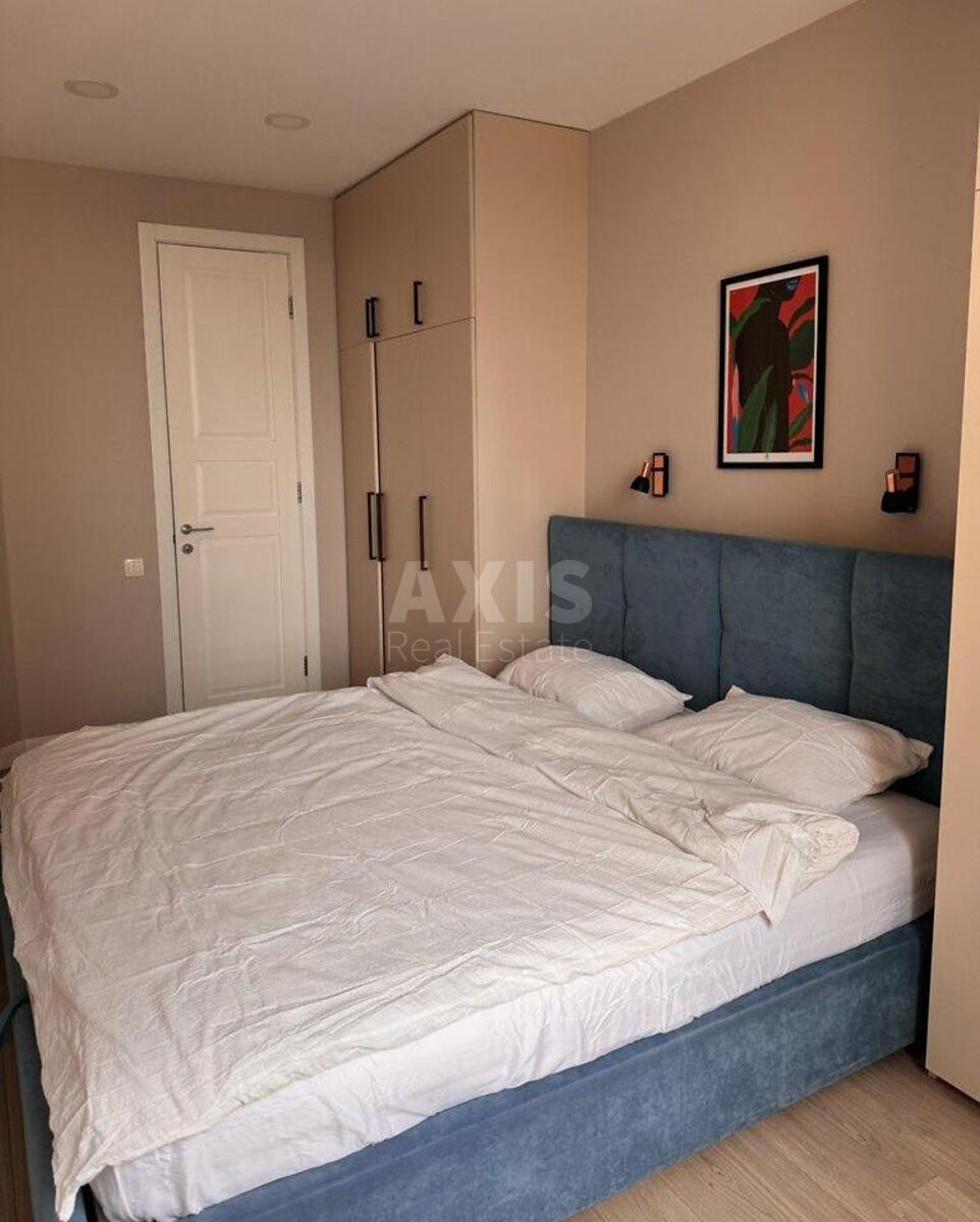 4k apartment vul. Petryc'kogo Anatolija 17А6