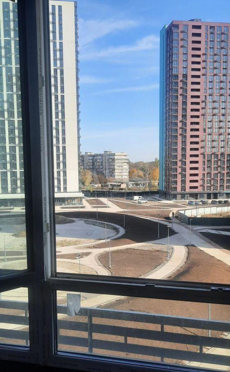 1k apartment vul. Pivnichno-Syrec'ka 10