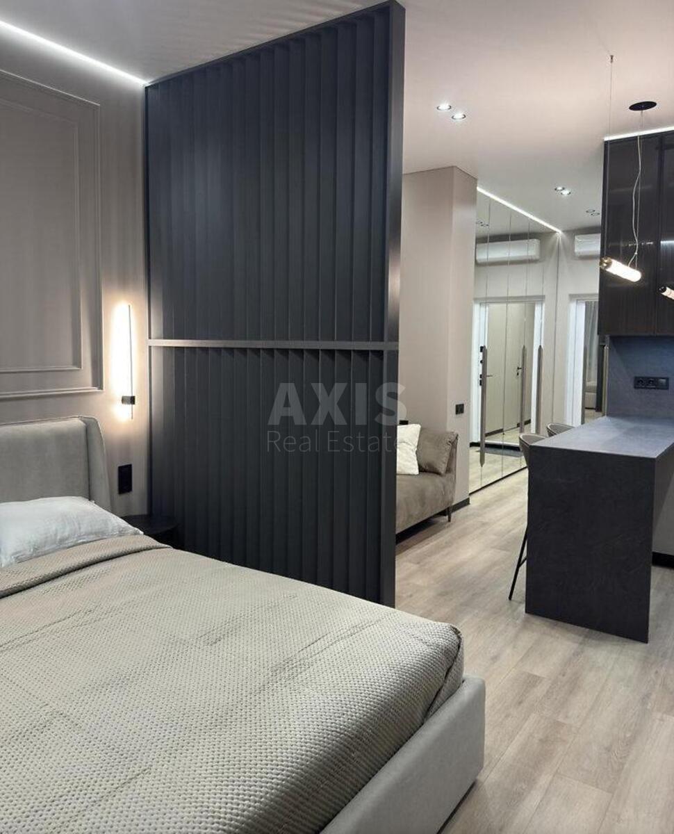 1k apartment vul. Dragomyrova Myhajla 14А7