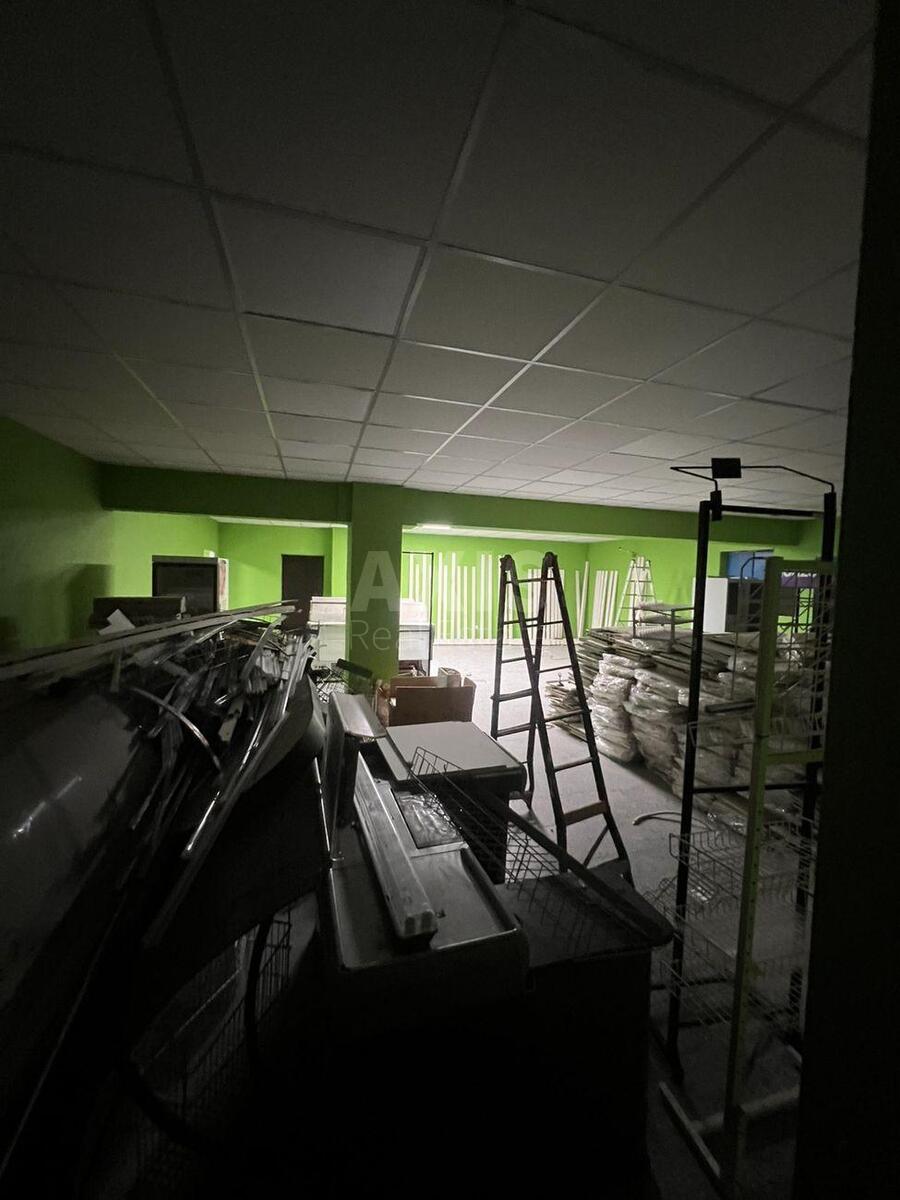 Объект торговли ул. Туполева Академика 16, 88м2582382