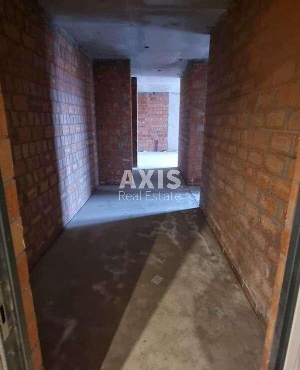 3k apartment vul. Lypkivs'kogo Vasylja Mytropolyta 38