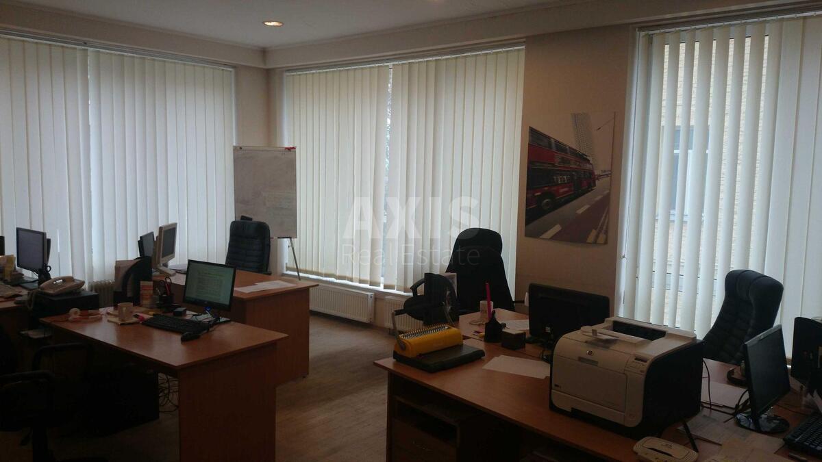 Office vul. Sichovyh Stril'civ 52А, 189m24