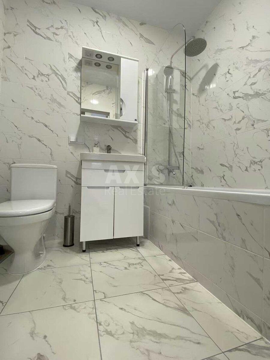 2k apartment vul. Rodyny Kristeriv 20572286